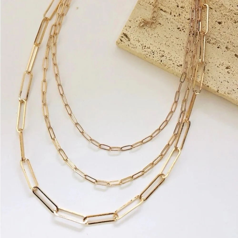 Layered necklace - Picture 4 of 5